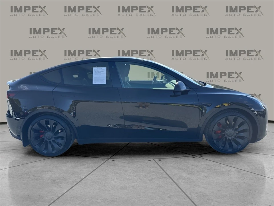 2021 Tesla Model Y Performance - Image 6 of 12