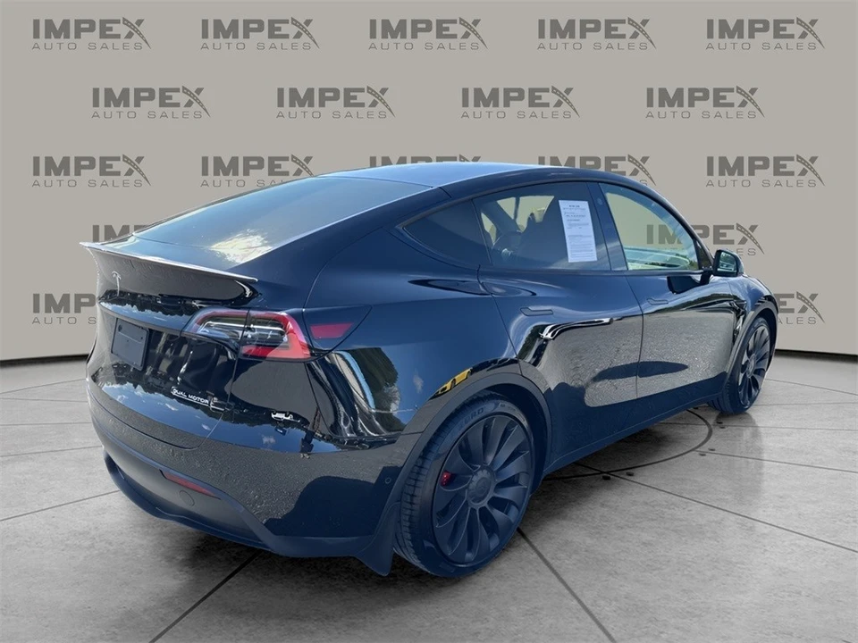 2021 Tesla Model Y Performance - Image 5 of 12