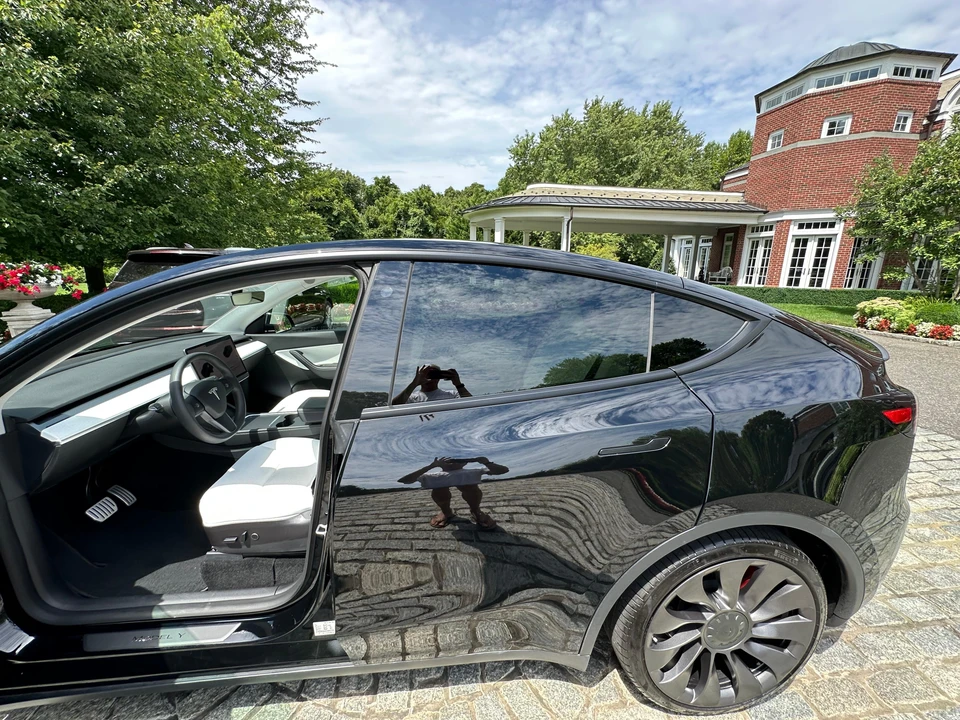 2021 Tesla Model Y Performance - Image 30 of 31