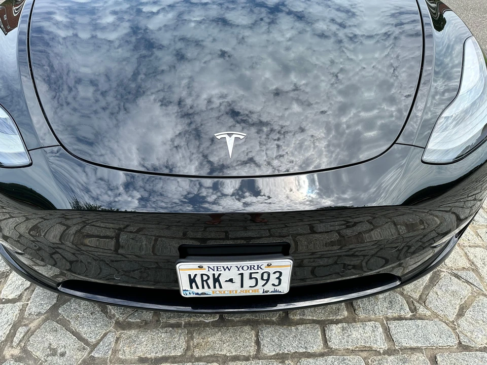 2021 Tesla Model Y Performance - Image 24 of 31