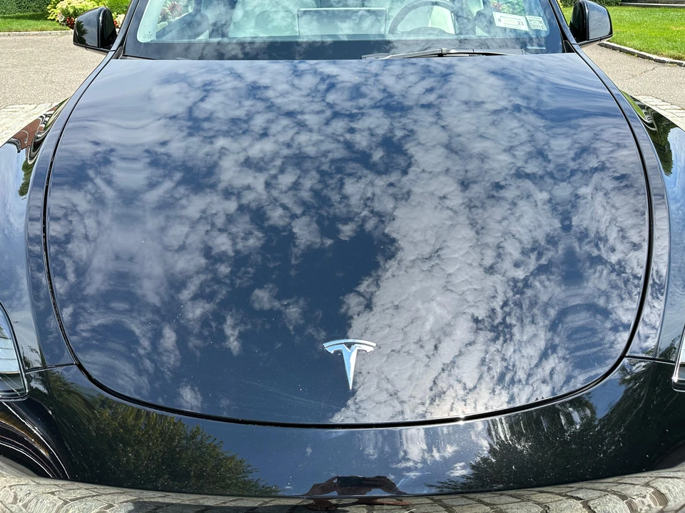 2021 Tesla Model Y Performance - Image 23 of 31