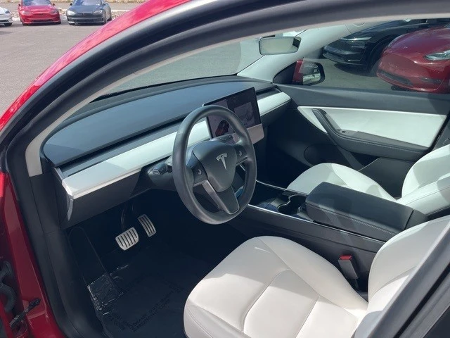 2021 Tesla Model Y Performance - Image 10 of 21