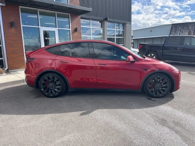 2021 Tesla Model Y Performance - Image 8 of 21