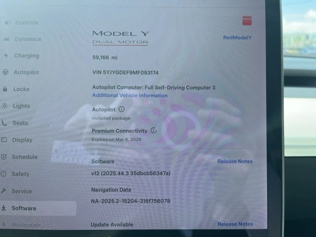 2021 Tesla Model Y Performance - Image 12 of 21
