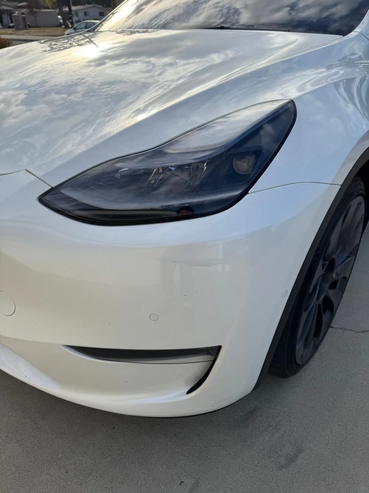 2021 Tesla Model Y Performance - Image 16 of 31