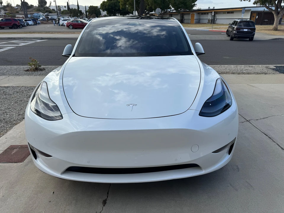 2021 Tesla Model Y Performance - Image 6 of 31