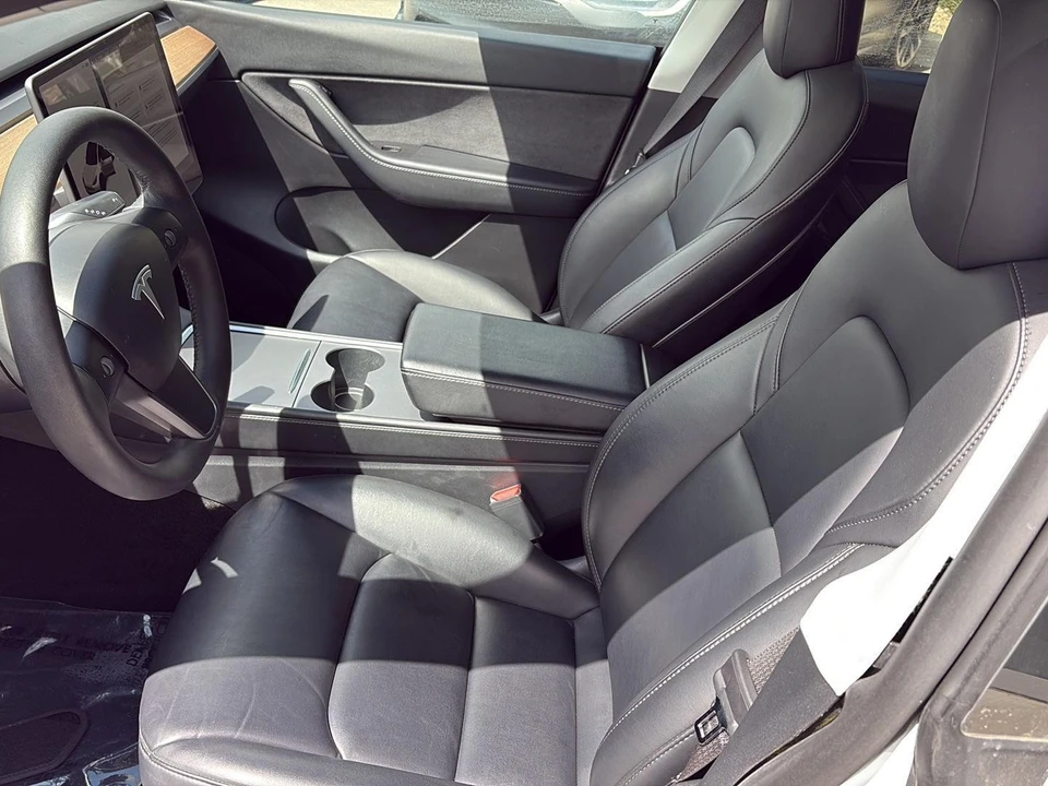 2021 Tesla Model Y Performance - Image 12 of 21