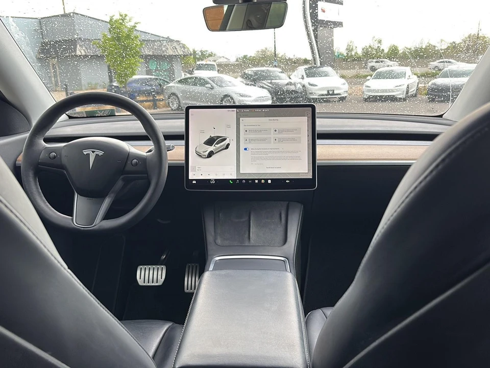 2021 Tesla Model Y Performance - Image 21 of 21
