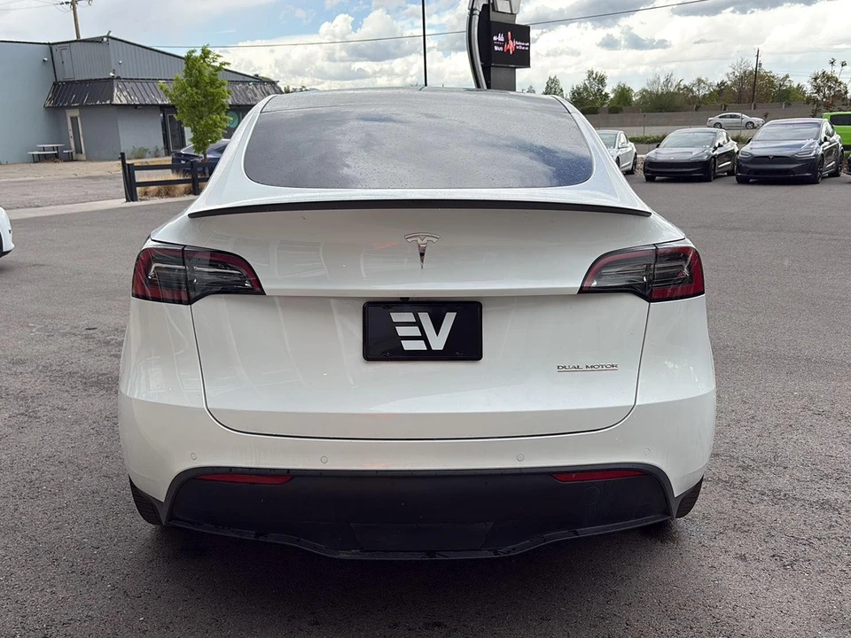 2021 Tesla Model Y Performance - Image 7 of 21