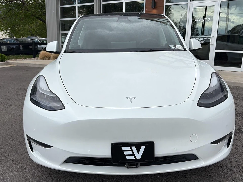 2021 Tesla Model Y Performance - Image 3 of 21