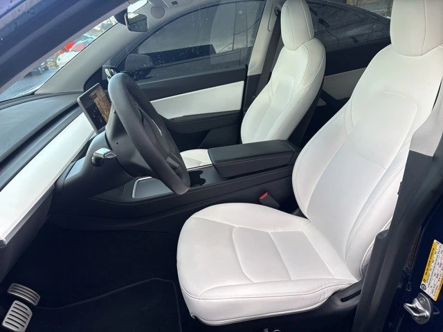 2021 Tesla Model Y Performance - Image 13 of 21