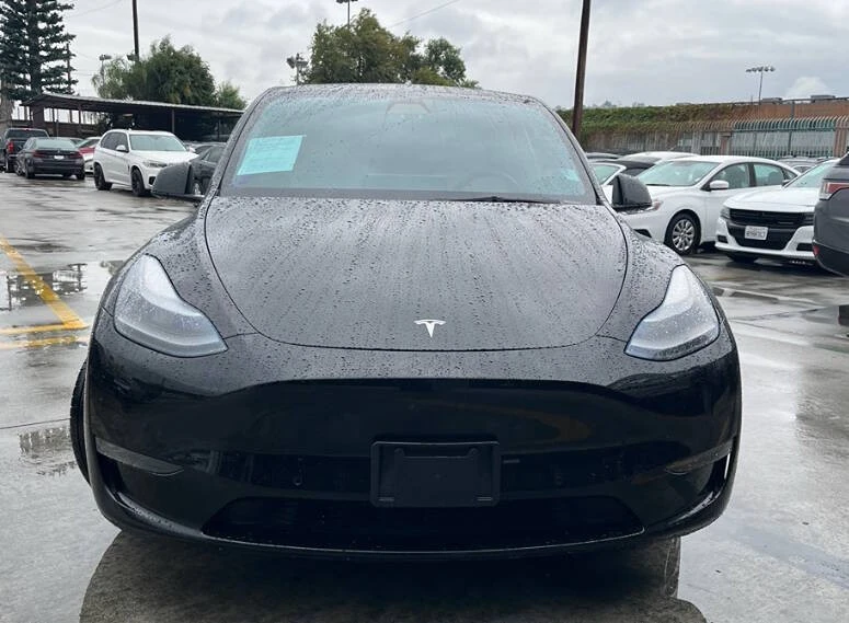 2021 Tesla Model Y Performance - Image 7 of 11