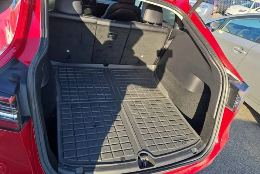 2021 Tesla Model Y Performance - Image 10 of 10