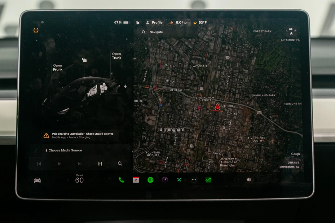 2021 Tesla Model Y Performance - Image 14 of 21