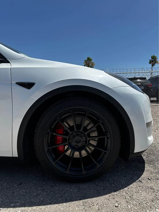2021 Tesla Model Y Performance - Image 5 of 8