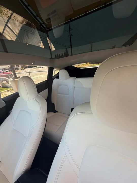2021 Tesla Model Y Performance - Image 6 of 7