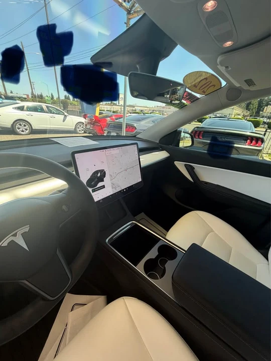 2021 Tesla Model Y Performance - Image 7 of 7