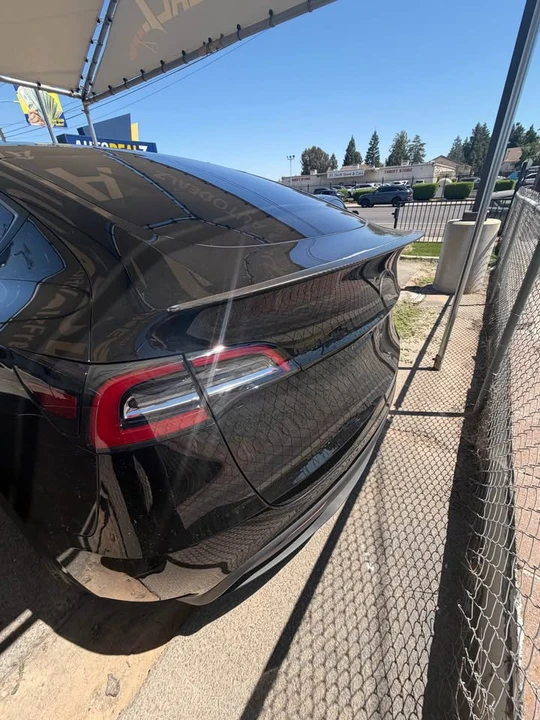 2021 Tesla Model Y Performance - Image 4 of 7