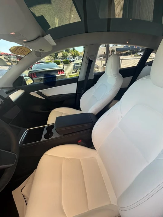 2021 Tesla Model Y Performance - Image 5 of 7