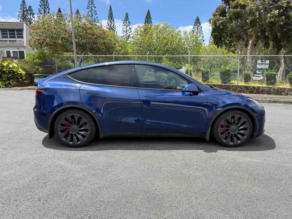 2021 Tesla Model Y Performance - Image 4 of 18