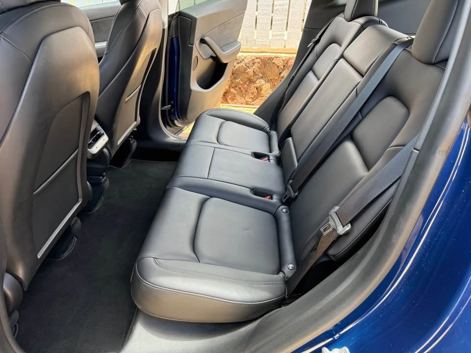 2021 Tesla Model Y Performance - Image 13 of 18