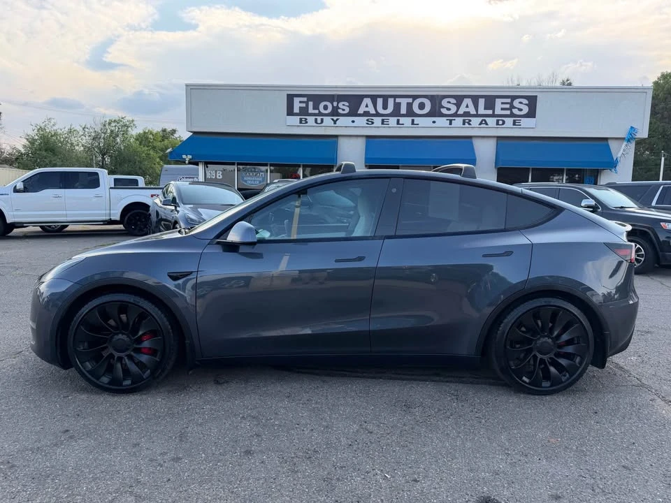 2021 Tesla Model Y Performance - Image 3 of 20