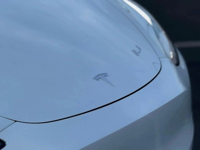 2021 Tesla Model Y Performance - Image 4 of 21