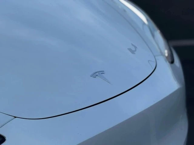 2021 Tesla Model Y Performance - Image 4 of 12