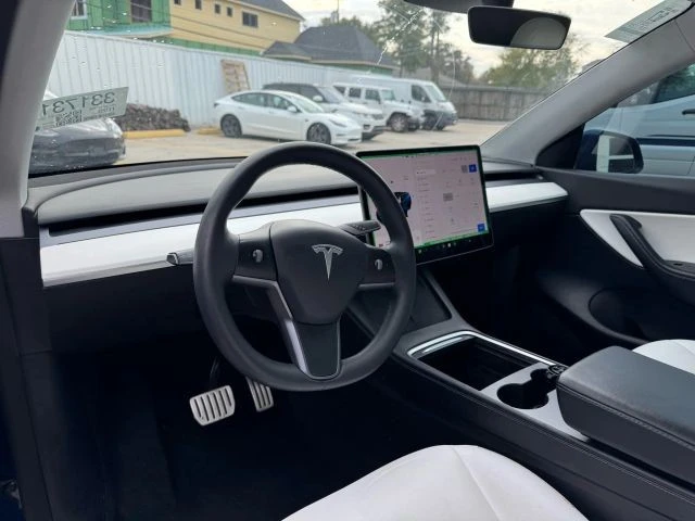 2021 Tesla Model Y Performance - Image 2 of 9