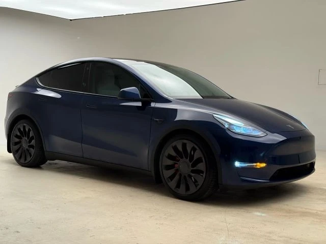 2021 Tesla Model Y Performance - Image 7 of 21
