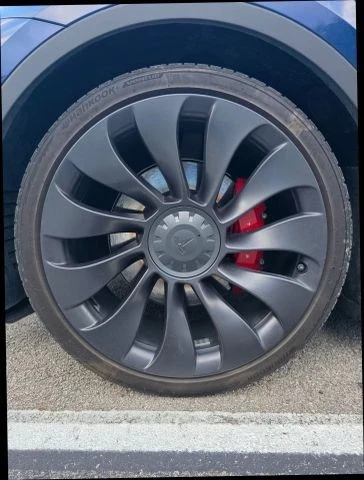 2021 Tesla Model Y Performance - Image 20 of 21