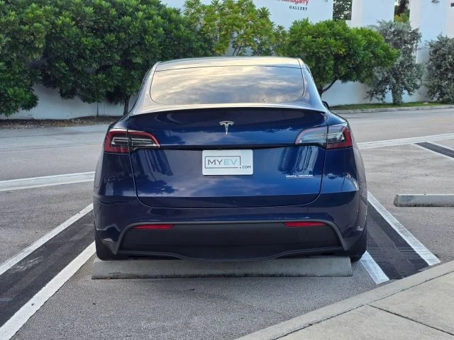 2021 Tesla Model Y Performance - Image 5 of 21