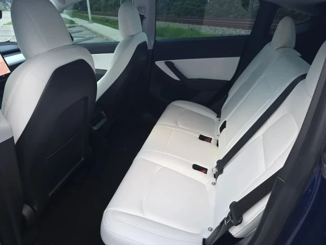2021 Tesla Model Y Performance - Image 13 of 21