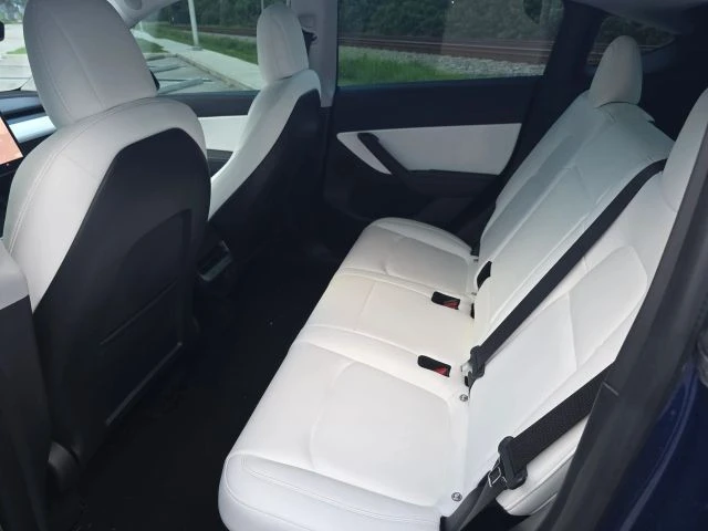 2021 Tesla Model Y Performance - Image 13 of 21