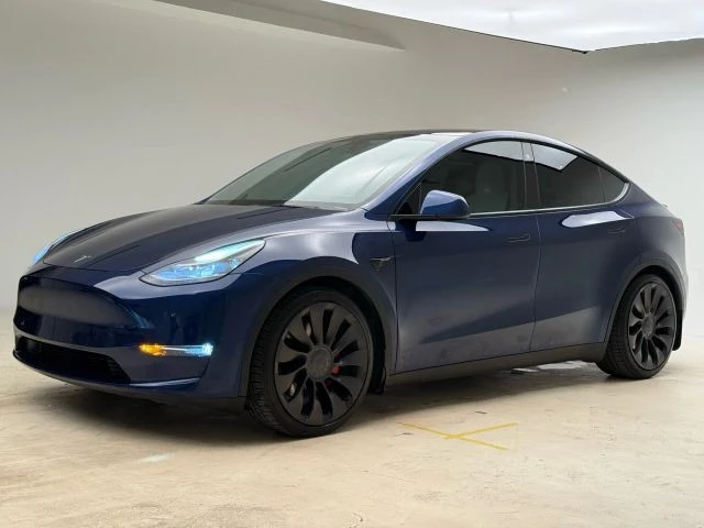 2021 Tesla Model Y Performance - Image 9 of 21