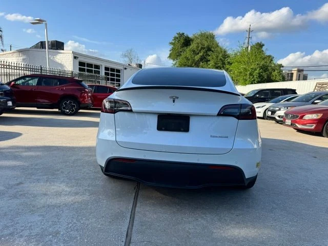 2021 Tesla Model Y Performance - Image 5 of 8