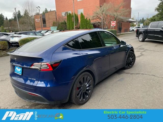 2021 Tesla Model Y Performance - Image 11 of 12