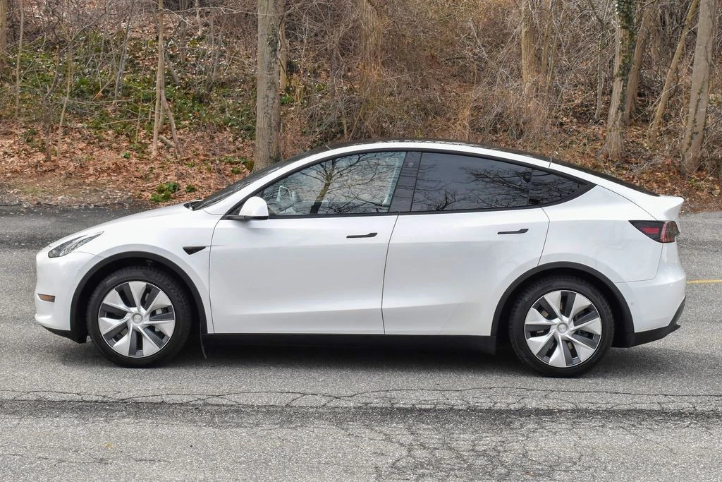 2021 Tesla Model Y - Image 4 of 12