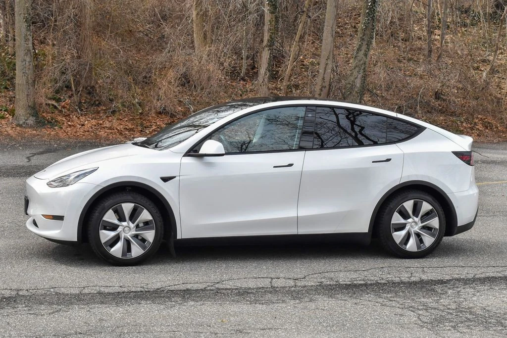 2021 Tesla Model Y - Image 3 of 12