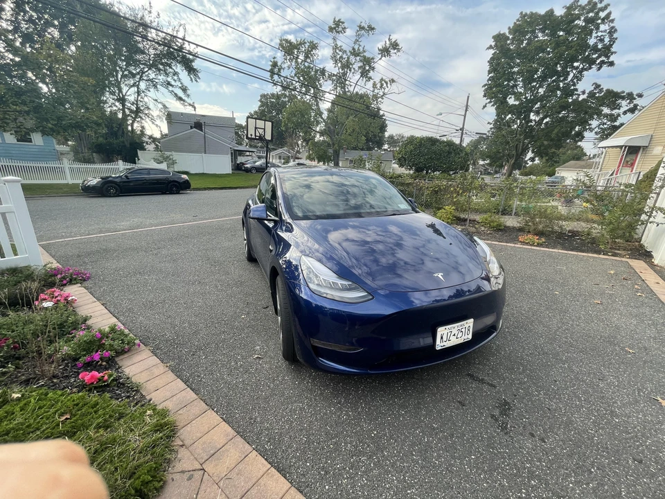 2021 Tesla Model Y - Image 22 of 31