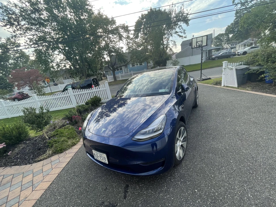 2021 Tesla Model Y - Image 9 of 31
