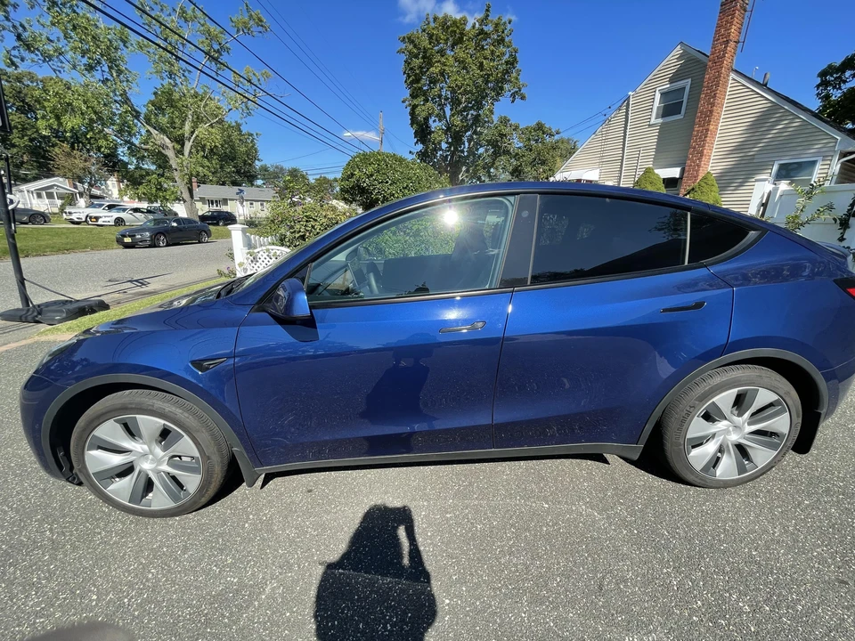 2021 Tesla Model Y - Image 13 of 31