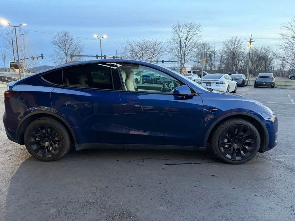 2021 Tesla Model Y - Image 5 of 16