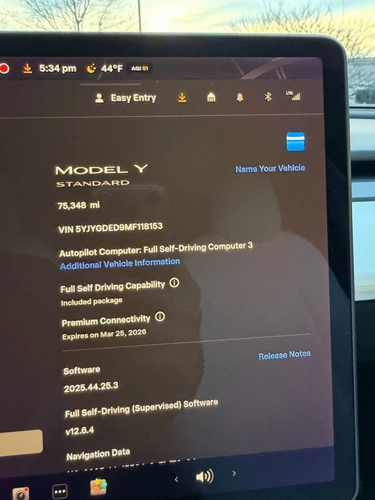 2021 Tesla Model Y - Image 15 of 16