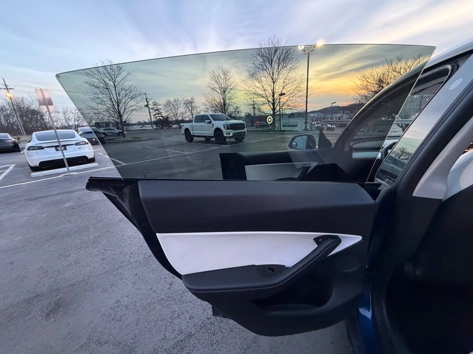 2021 Tesla Model Y - Image 8 of 16