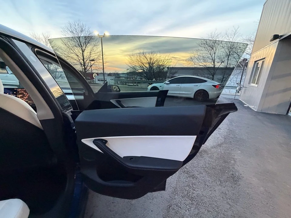 2021 Tesla Model Y - Image 13 of 16