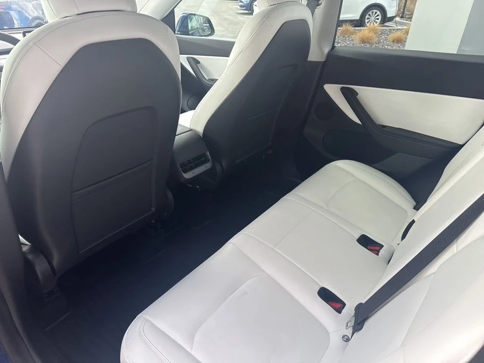 2021 Tesla Model Y - Image 15 of 21