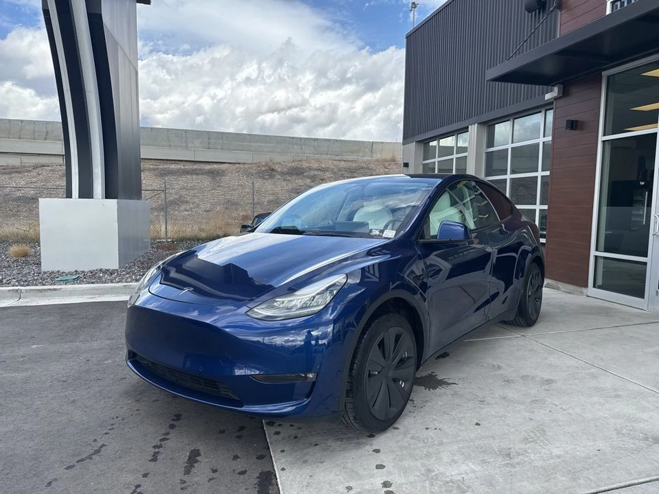 2021 Tesla Model Y - Image 4 of 21
