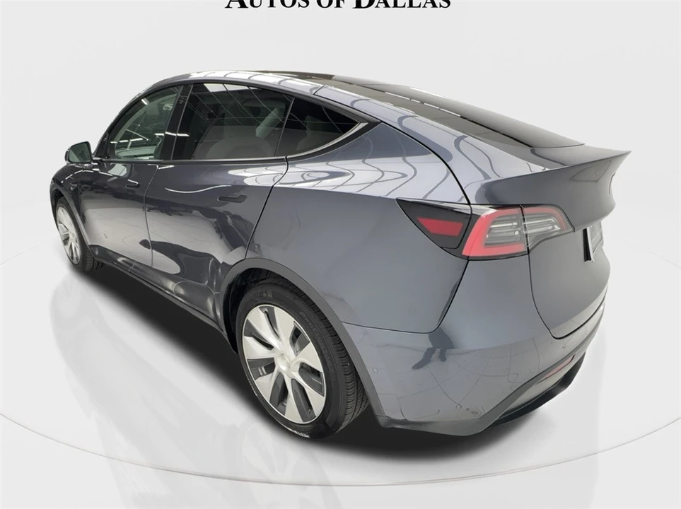2021 Tesla Model Y - Image 10 of 12