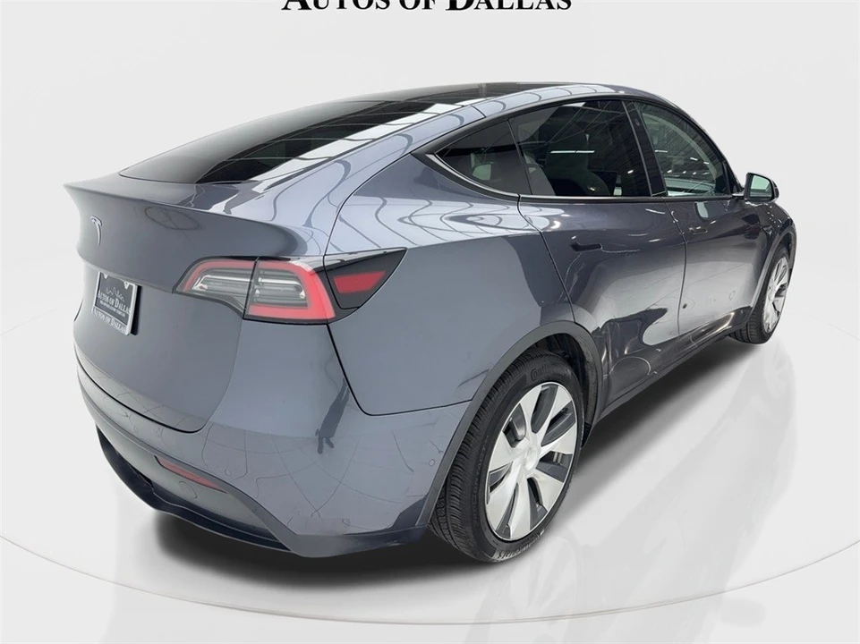 2021 Tesla Model Y - Image 9 of 12
